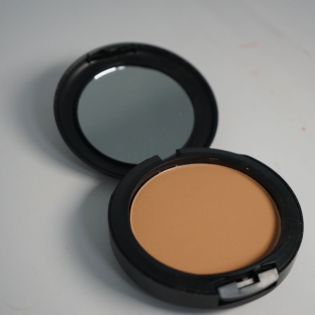 بودرة من ماك باودر بلس